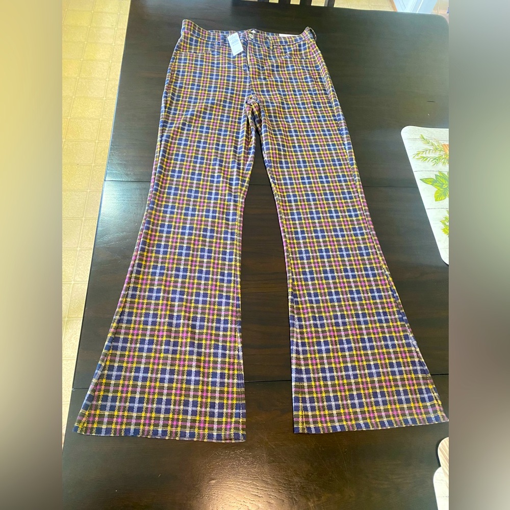 New ladies American Eagles Bootcut pants.  Size 12 Tall.